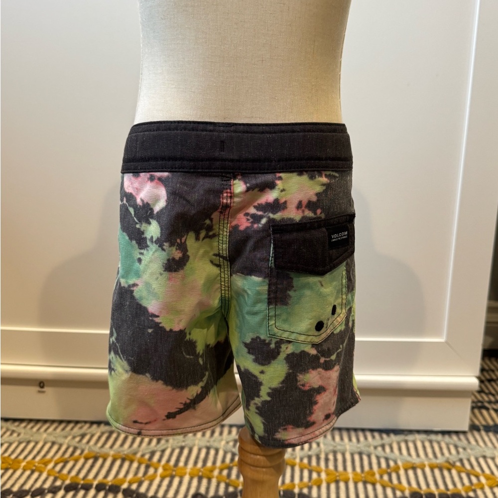 Volcom black, pink and green tie-dyed board shorts size 4T - Picture 3 of 5